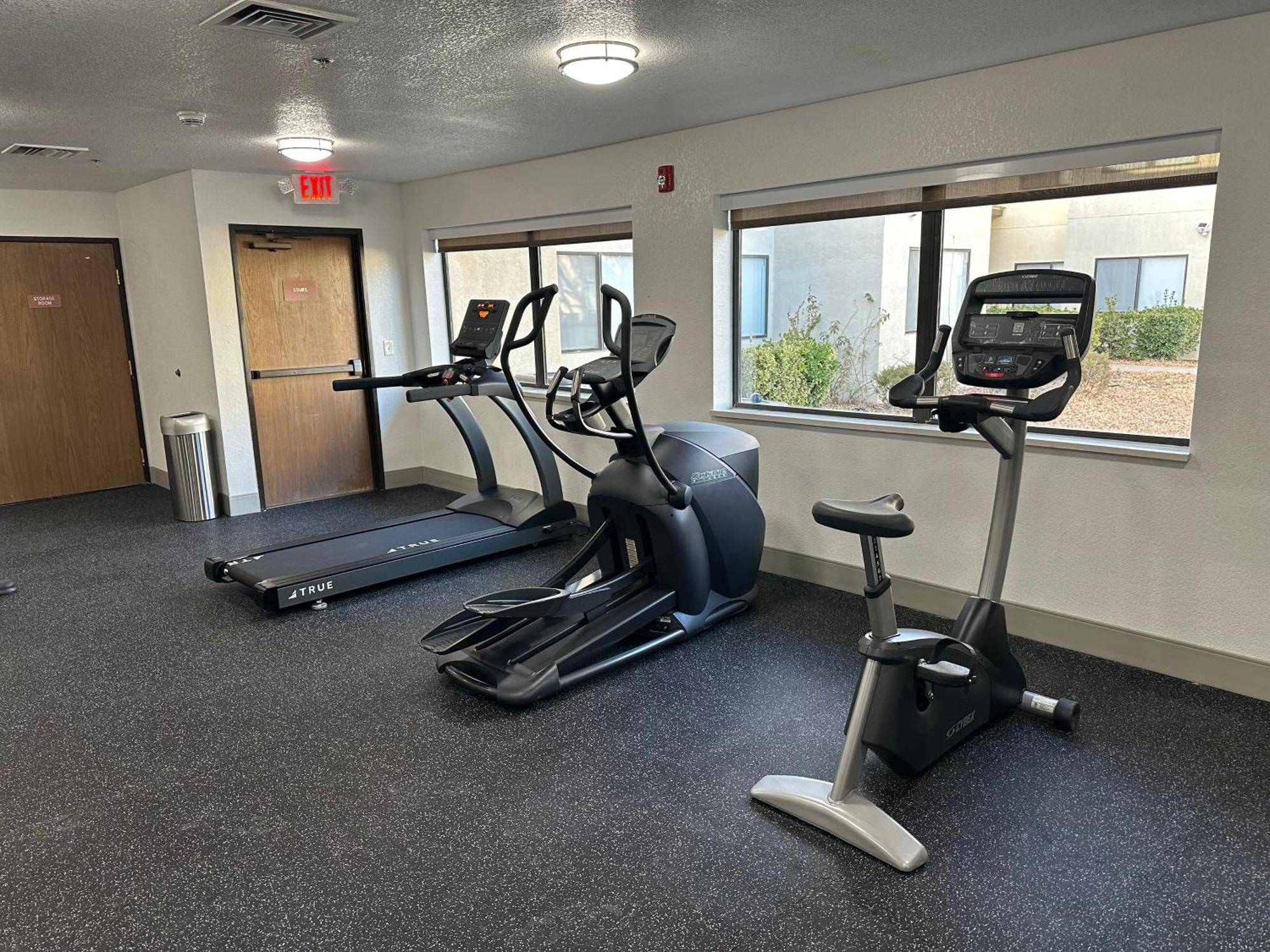 B&J Hotels Roswell Bagian luar foto