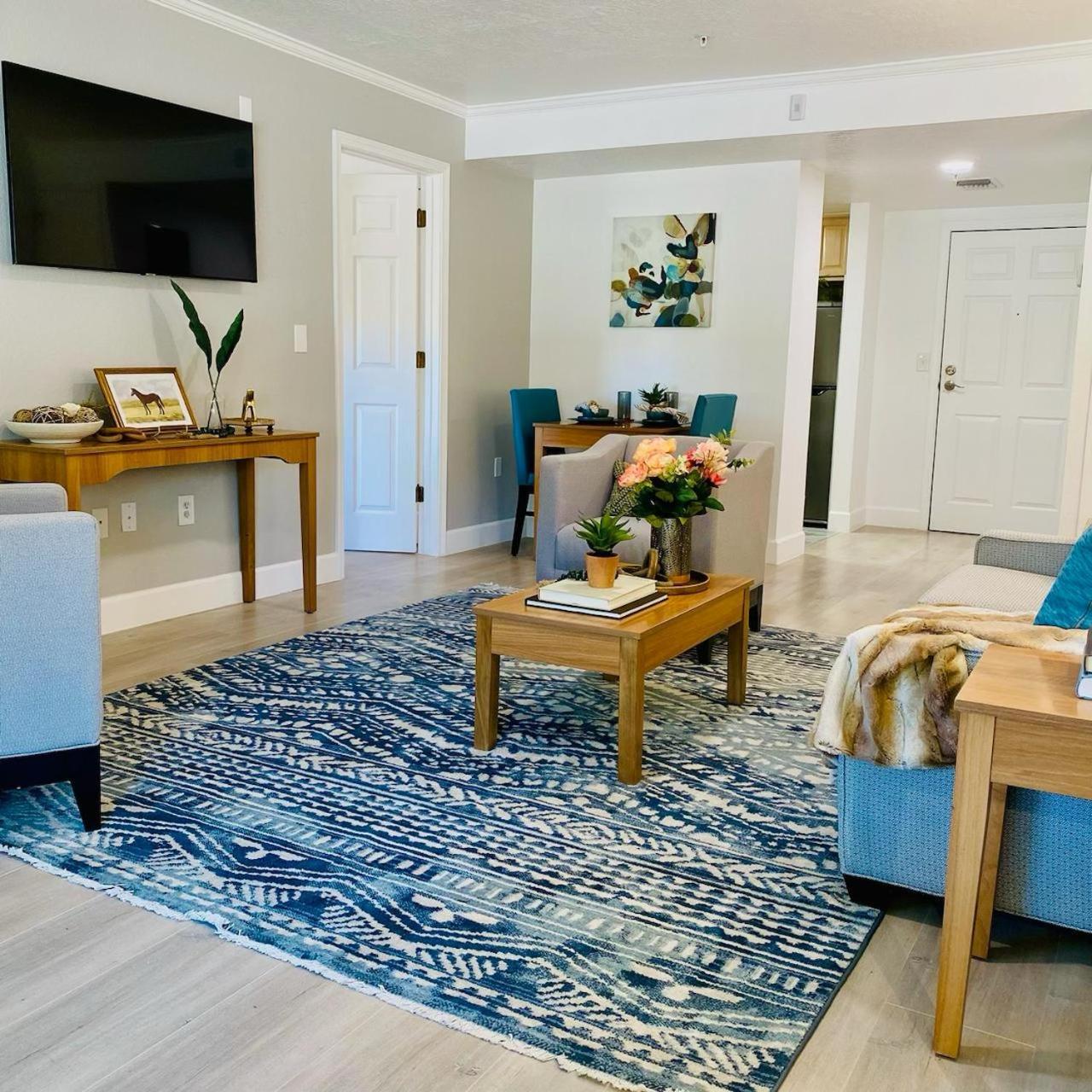 B&J Hotels Roswell Bagian luar foto